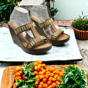 Born Fabric/Leather Striped 4” Wedge Sandal, Size 9, lightly Worn